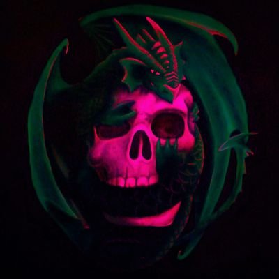 Profile Picture of  🧟‍♂️ Rosa  🧟‍♀️ (@RosaMedina92) on Twitter