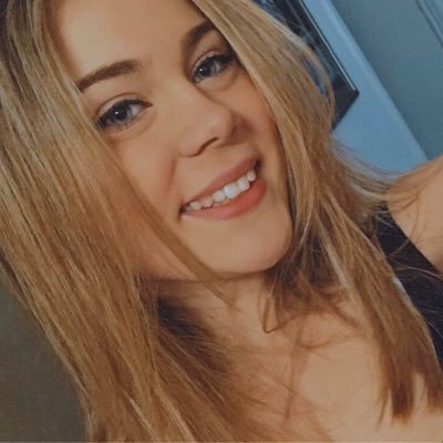 Profile Picture of Lara Chetwode Clarke (@lara_chetwode) on Twitter
