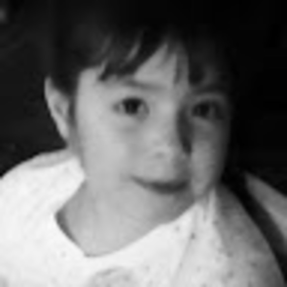 Profile Picture of Alyssa Winkleman (@alyssawinkleman) on Poshmark