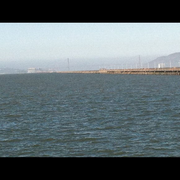 Profile Picture of David Hwang (@qwerty1234) on Poshmark