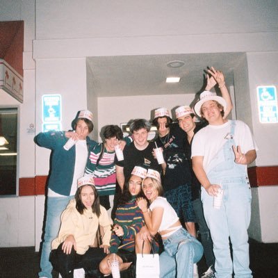 Profile Picture of Connor Yates (@paperyates) on Twitter