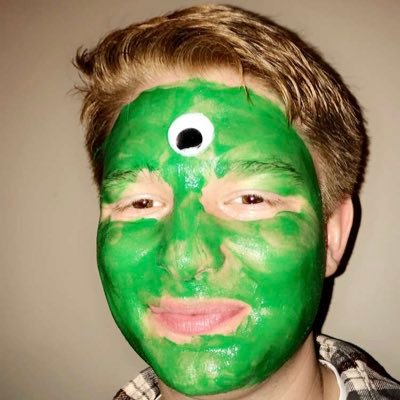 Profile Picture of Chris Mixon (@richardMIXON_) on Twitter