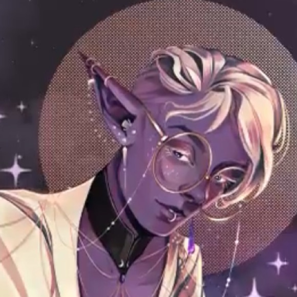 Profile Picture of Avaline Gray (@avalinegray) on Poshmark