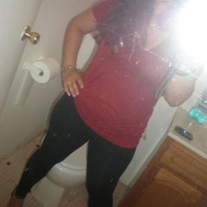 Profile Picture of Carla Guerrero (@drzbeauty2nv_1112) on Myspace