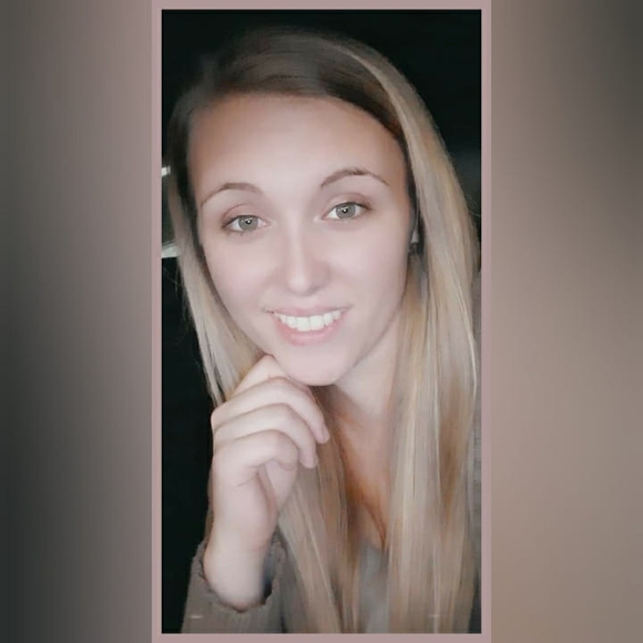 Profile Picture of Marilyn Ferris (@marilynferris9) on Poshmark