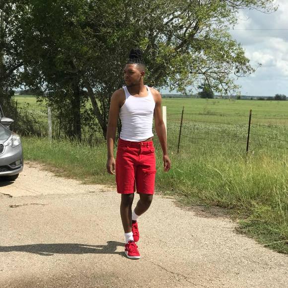 Profile Picture of Tyrun Zacchaeus (@zaccchaaaeuuus) on Poshmark