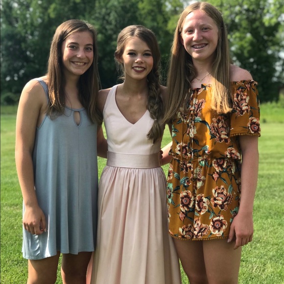 Profile Picture of Jordan Tschumperlin (@jtschumperlin) on Poshmark