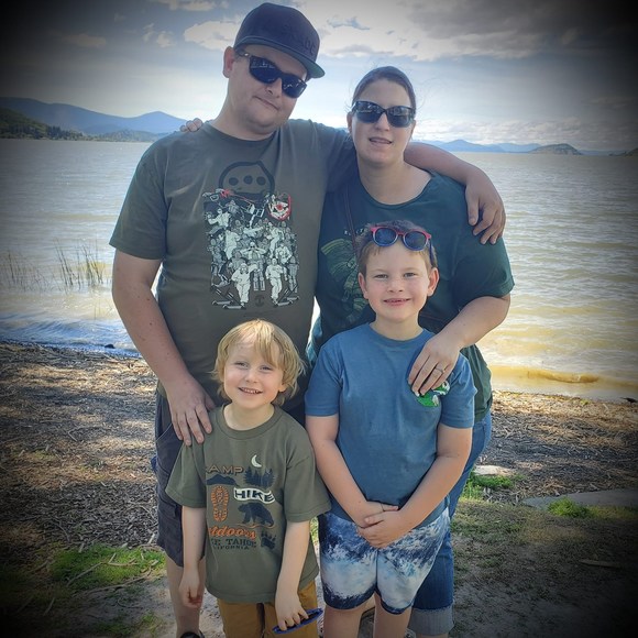 Profile Picture of Daniel Moorhouse (@danielmoorhouse) on Poshmark