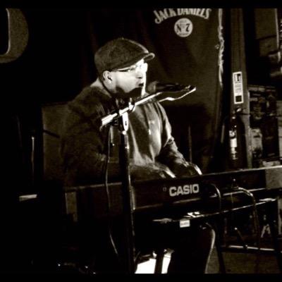 Profile Picture of Stuart Daniel Rowe (@SDR38) on Twitter