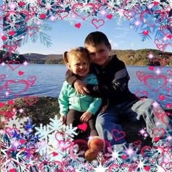 Profile Picture of Karen sue Beam pronovost (@karenpro) on Poshmark