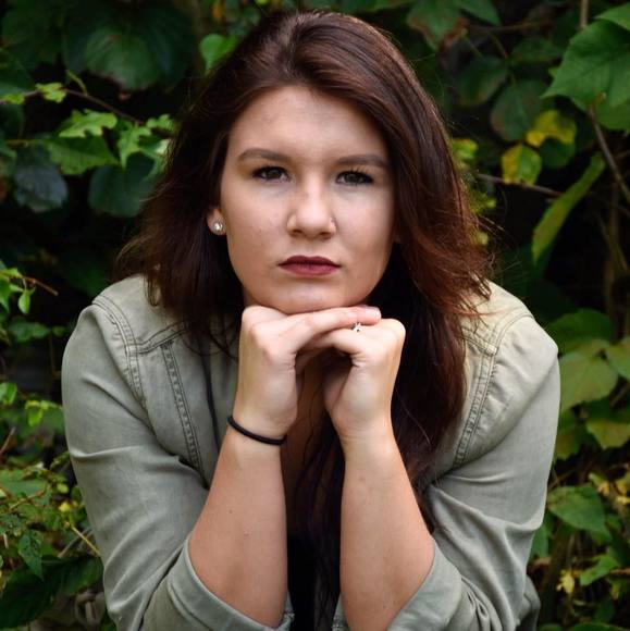 Profile Picture of Siara Gossert (@goalkeep25) on Poshmark