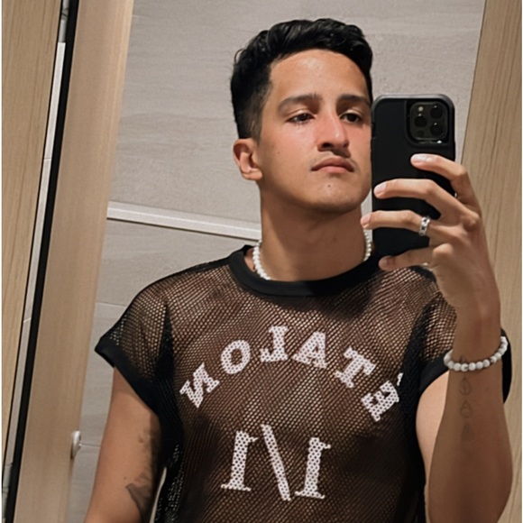 Profile Picture of Kevin Lugo (@elkevnlugo) on Poshmark