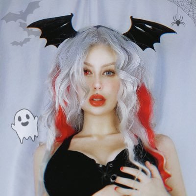 Profile Picture of Reaper Rudolph 𖤐 (@HayleyLRudolph) on Twitter