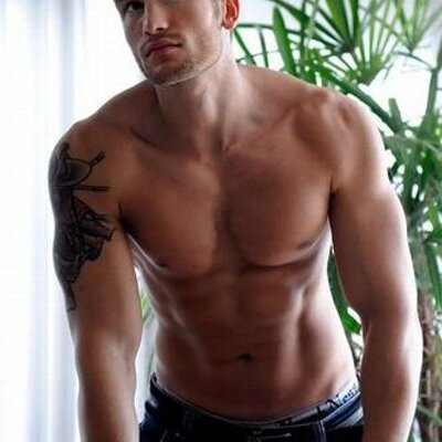 Profile Picture of TONY RIDDICK (@tonyriddick3) on Twitter