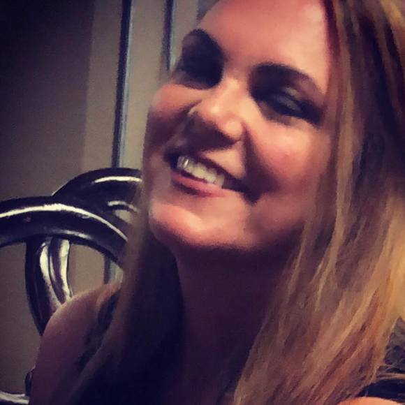 Profile Picture of Stephanie Springer (@palcherstephani) on Poshmark