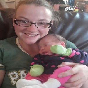 Profile Picture of Stephanie Burkhardt (@stephanie.burkhardt4) on Myspace