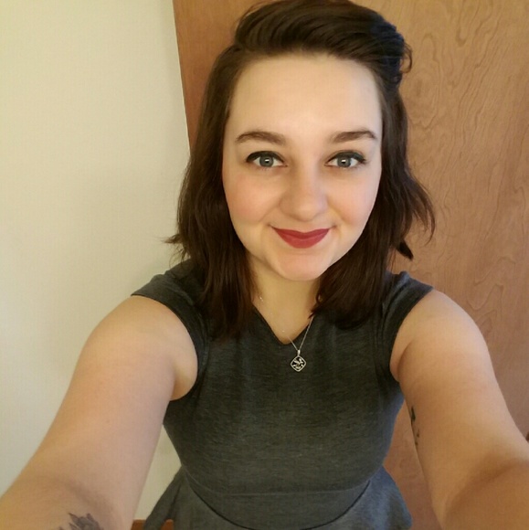 Profile Picture of Kellie Wittrock (@kwittrock94) on Poshmark