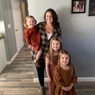 Profile Picture of Stephanie Boyce (@stephaniecapone) on Instagram