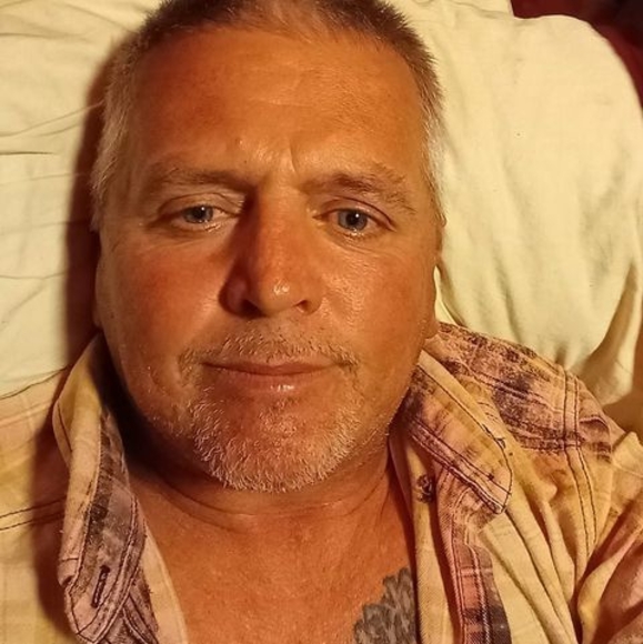 Profile Picture of James Sawyer (@sawblade45) on Poshmark