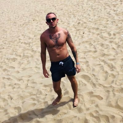 Profile Picture of James RH Sayers (@JamesRHSayers) on Twitter