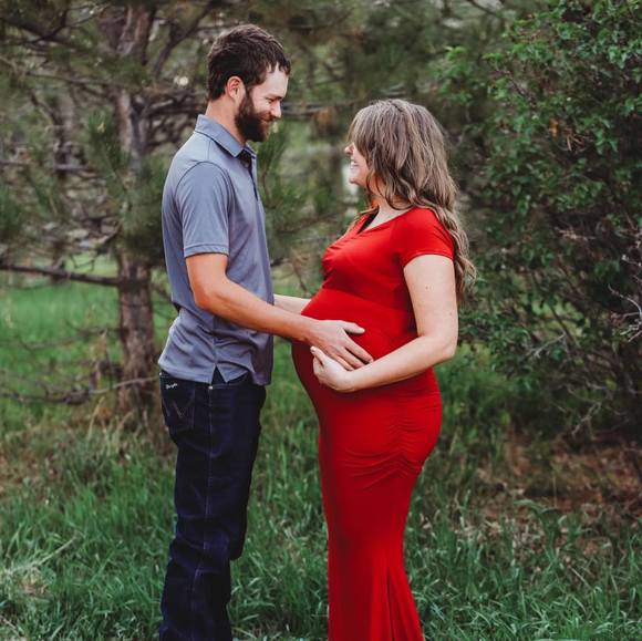 Profile Picture of Lindsay Case (@lindsayncase) on Poshmark