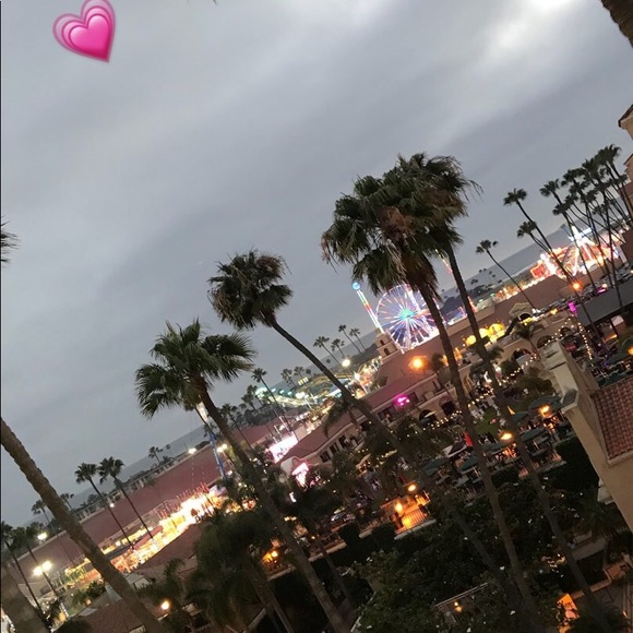 Profile Picture of Jazmin Fonseca (@jazminfonsec758) on Poshmark