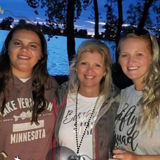 Profile Picture of Jodi Pierce Danzl (@jodi.danzl) on Facebook
