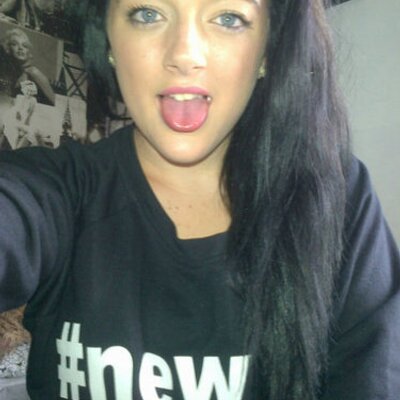 Profile Picture of Chloe Dimond (@chloedim3690) on Twitter