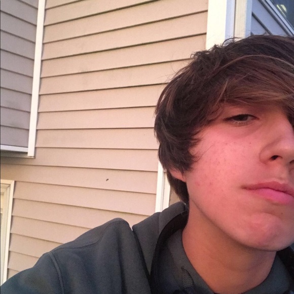 Profile Picture of Kyle Cantwell (@cantwell03) on Poshmark