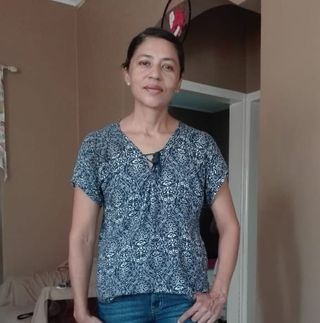Profile Picture of Iris Calix (@iris.calix.73) on Facebook