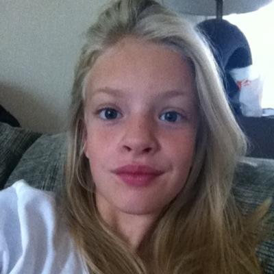 Profile Picture of Julie Jacobsen (@juliejacobsen12) on Twitter