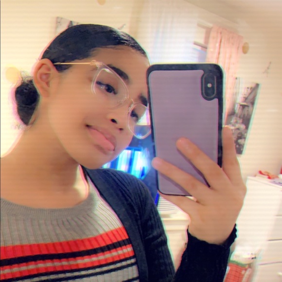 Profile Picture of Nemesis Vellon (@nemesis_vellon) on Poshmark