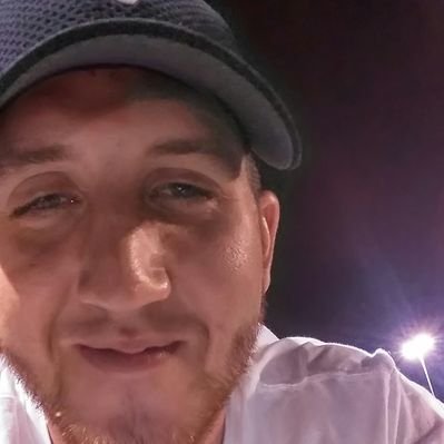 Profile Picture of  💣 Tony Starks  💣 (@supreme_mcgruff) on Twitter