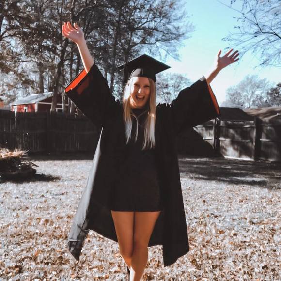 Profile Picture of Kayla Stalinsky (@kaymarie2) on Poshmark