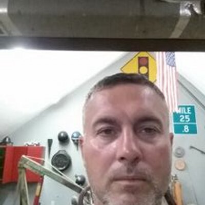 Profile Picture of Mark Grindle (@Grind010) on Twitter