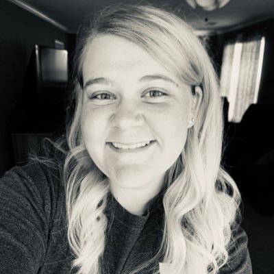Profile Picture of Ashley Russell (@Ashleyyyyyy_14) on Twitter