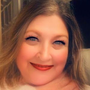 Profile Picture of Simone Cobb (@@simonecobb) on Tiktok