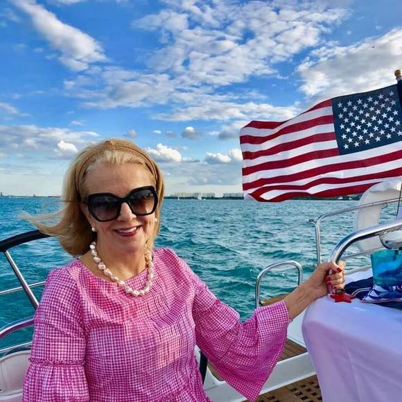 Profile Picture of Peggy Snorf (@peggysnorf) on Poshmark