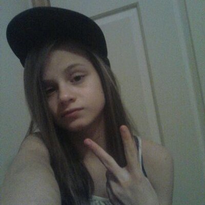 Profile Picture of Jenna Hodge (@jennariggs297) on Twitter