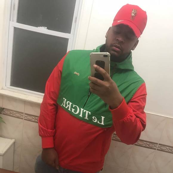 Profile Picture of Albert Paulino martinez (@albert1994) on Poshmark