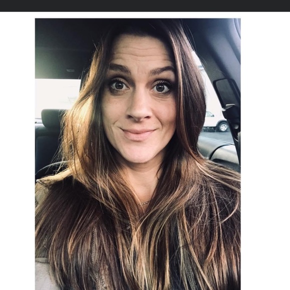 Profile Picture of Carissa Hill (@mrsfancy228) on Poshmark