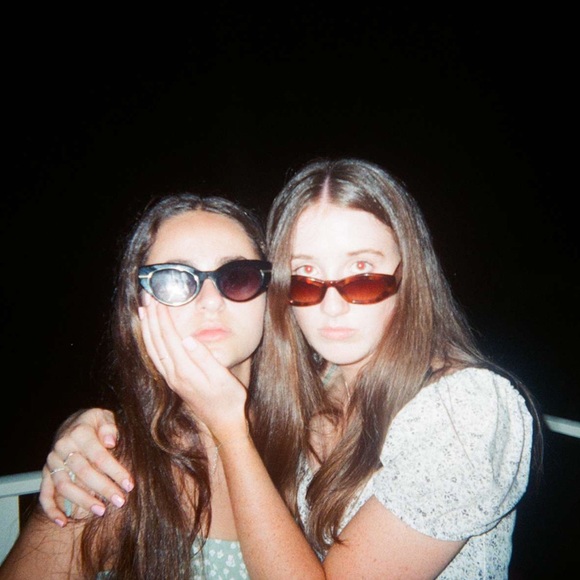 Profile Picture of Izzy Rajek (@izzfizz20) on Poshmark