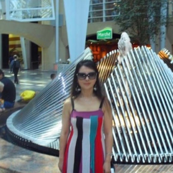 Profile Picture of Ping Wong (@pingwong) on Poshmark