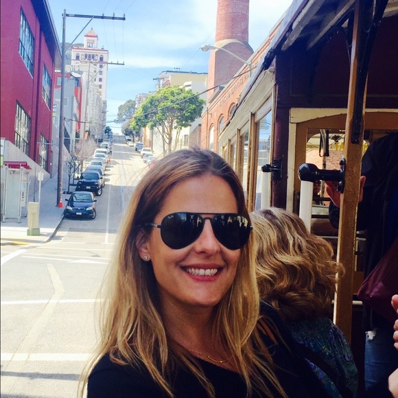 Profile Picture of Heather Grillot (@pitagrillot) on Poshmark