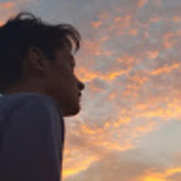 Profile Picture of Robert Pavone (@robertpavone) on Poshmark