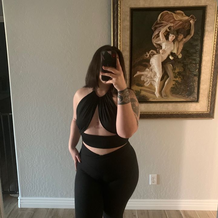 Profile Picture of Mars (@marlynnotmarilyn) on Tiktok