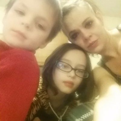 Profile Picture of Amy Holt (@Amyholt0012) on Twitter