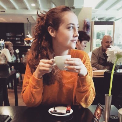 Profile Picture of Naomi Van Der Heiden (@xonaomixox) on Twitter