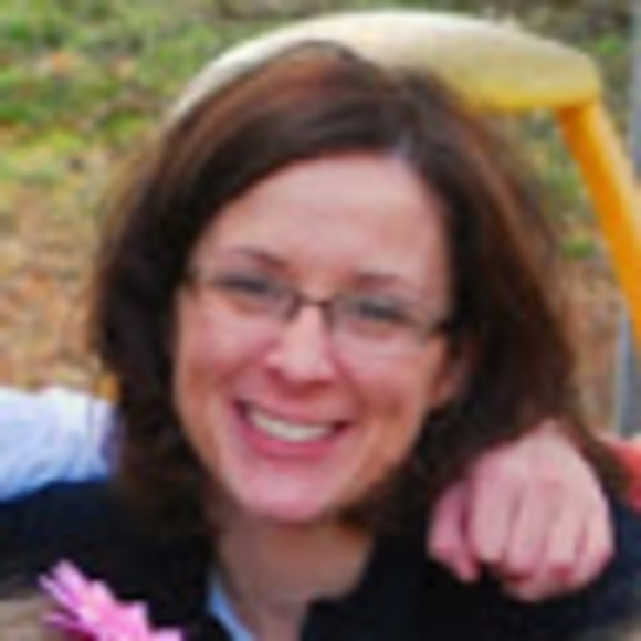 Profile Picture of Amy Line (@amybline) on Poshmark