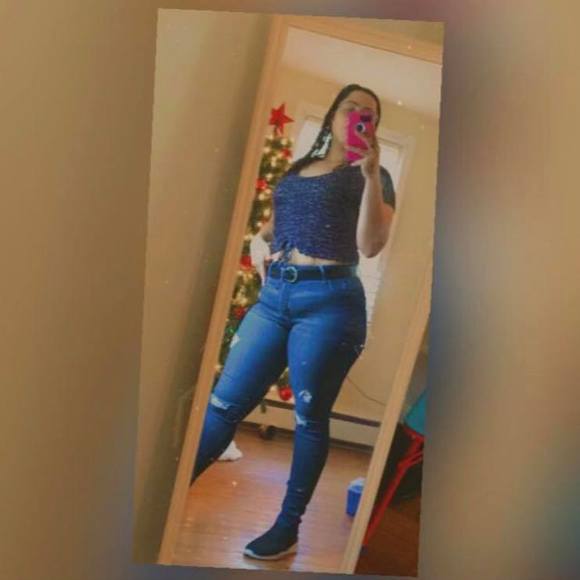 Profile Picture of Joelie Orta marrero (@joeliejaniceom) on Poshmark